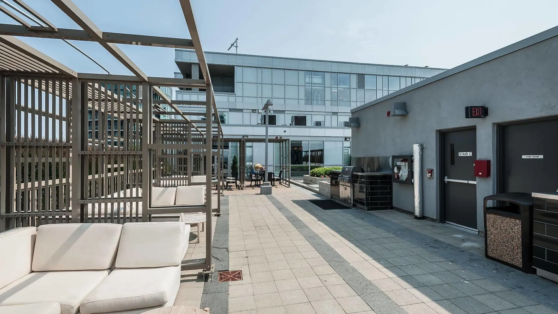Life Suites - Front And Spadina Toronto
